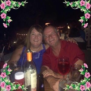 Meet your Posher, Sharon